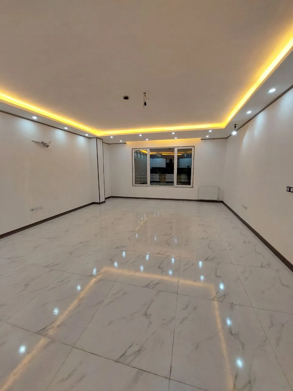 آپارتمان 107 متری خوش ساخت