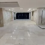 آپارتمان نوساز سه خوابه با کولر و پارکینگ